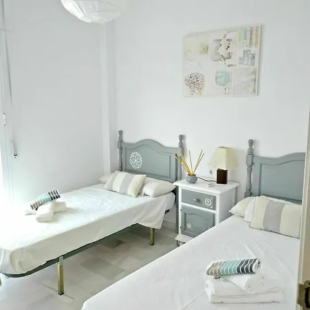 Sky Sea Holidays Puerto Banus Apartment